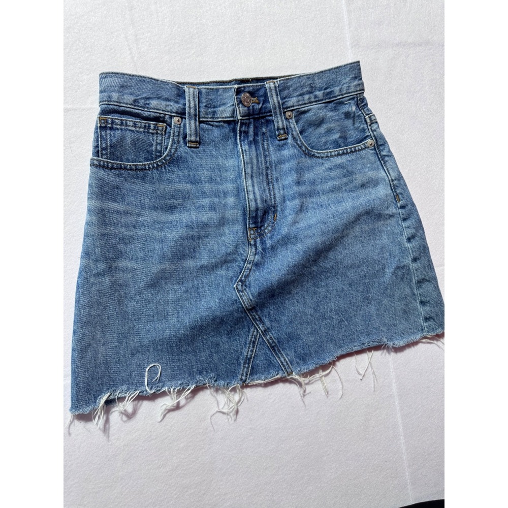 Madewell Rigid Denim A-Line Mini Skirt Raw Hem Medium Wash Blue Size 24